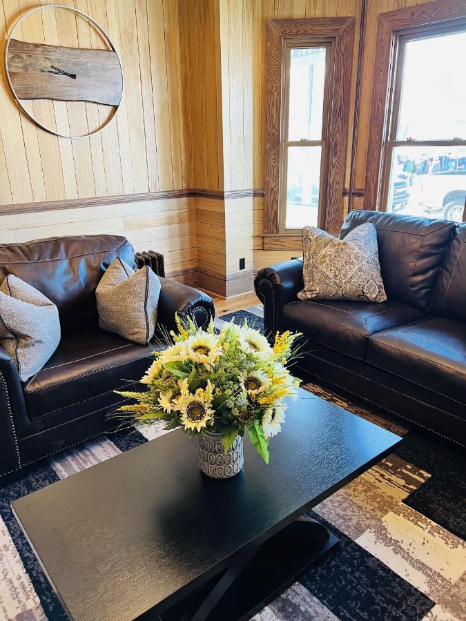 Monterey Inn Luaran gambar