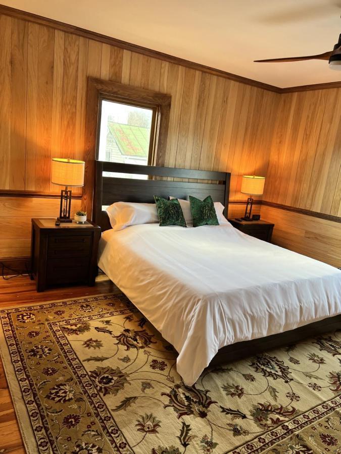 Monterey Inn Luaran gambar