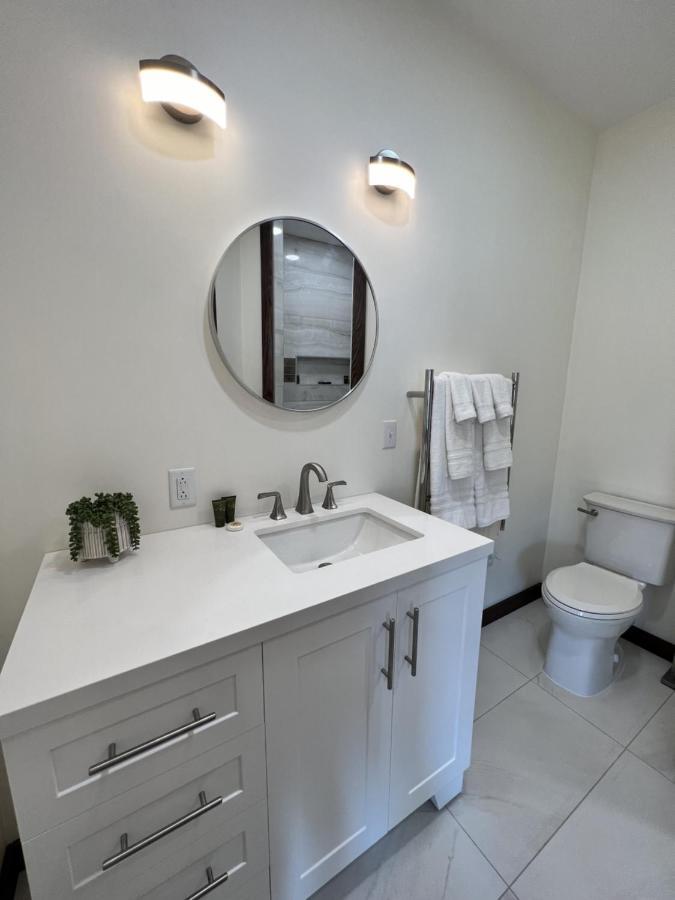 Monterey Inn Luaran gambar