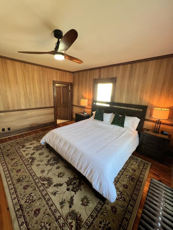 Monterey Inn Luaran gambar